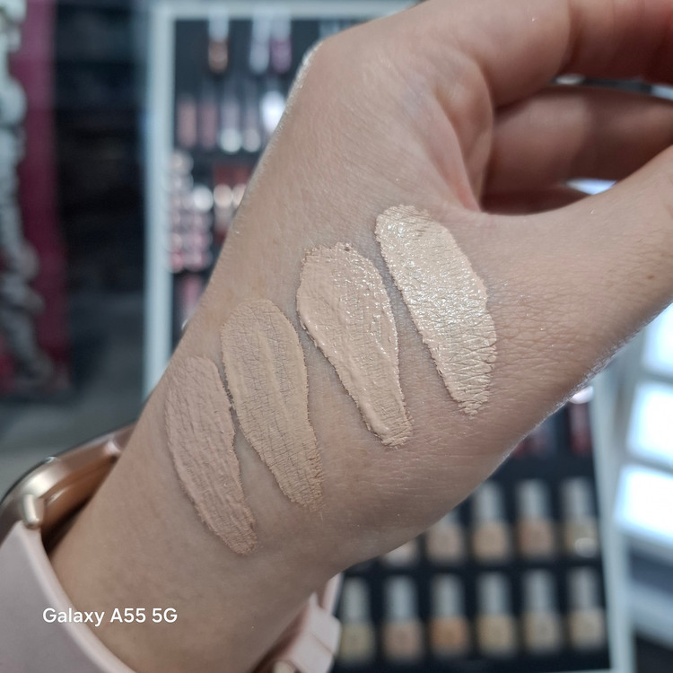 کانسیلر حرفهای دیویو مدل Natural Multi-Use Concealer SPF15 با پوشش کامل در ۴ رنگ